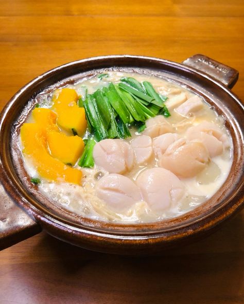 Donabe Recipes presented by TOIRO Donabe Pot, Miso Broth, Japanese Food Traditional, Food Instagram, One Pot Dishes, Asian Soup, Japanese Cooking, Instagram Food, Hot Pot