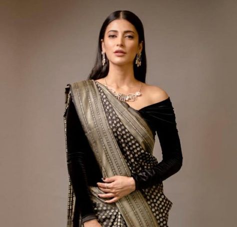 5 South Indian Designers And Their Kanjeevarams For The New-Age Bride | WeddingBazaar Off Shoulder Saree Blouse, Velvet Saree Blouse, Black Velvet Blouse Design, Exclusive Saree Blouse Designs, Full Sleeves Blouse Designs, Velvet Blouse Design, Saree Jacket, Black Velvet Blouse, Diwali Design