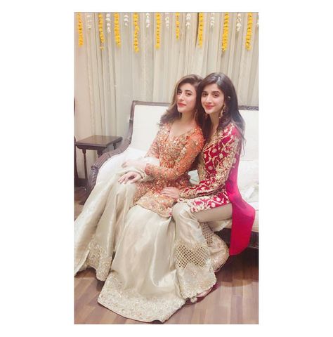 Urwa Hocane & Farhan Saeed DhOLKI Ceremony Urwa Hocane, Farhan Saeed, Mawra Hocane, Pakistani Wedding Outfits, Salwar Kamiz, Desi Clothes, Pakistan Fashion, Pakistani Bridal Dresses, Pakistani Wedding Dresses