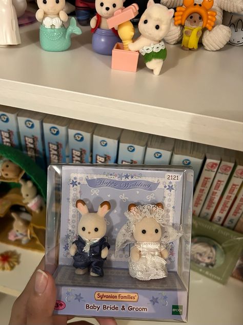 Sylvanian Families Wedding, Sylvanian Families House, Critters 3, Calico Critters Families, Sylvanian Family, Family Decor, Calico Critters, Sonny Angel, Baby Alive