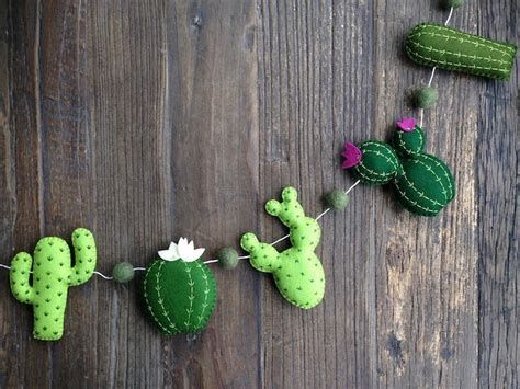 Cactus Themed Nursery, Cactus Garland, Cactus Banner, Cactus Nursery, Cactus Craft, Felt Succulents, Soft Toy Patterns, Cactus Decor, Cactus Art