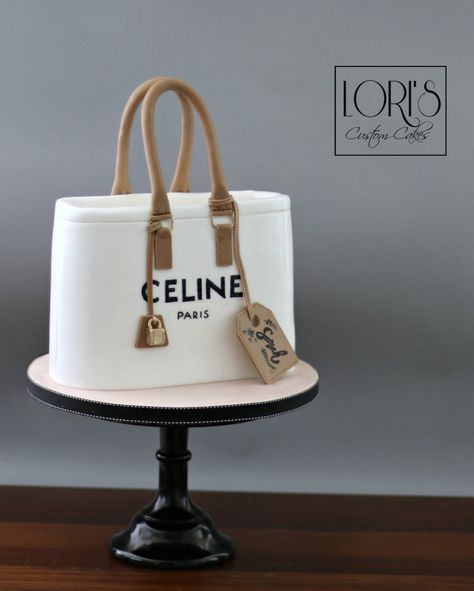 Celine Purse cake by Lori Mahoney (Lori's Custom Cakes) Coco Chanel Cake, Birthday Cake For Women Simple, Camo Wedding Cakes, Celine Purse, Chanel Cake, Handbag Cakes, Shoe Cakes, Dragon Cakes, Fondant Flower Cake