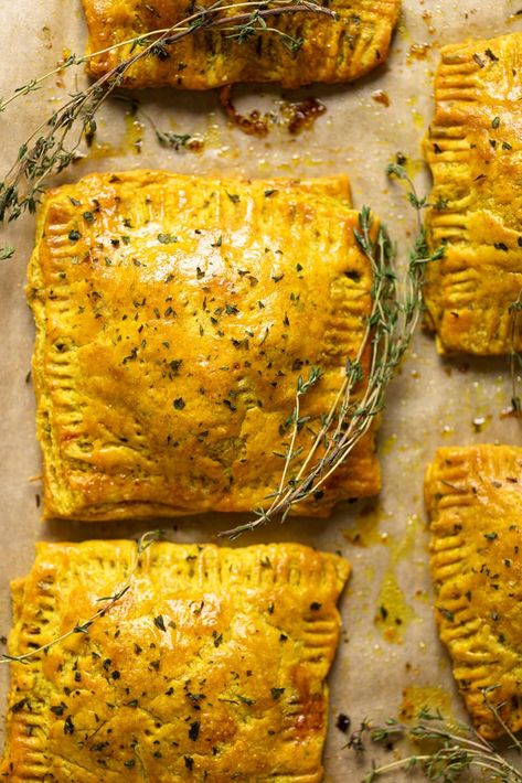 These Homemade Spicy Jamaican Vegan Patties are a great contender with their restaurant counterparts. A true family favorite that is easy to make, comes with amazing tips for perfection, and makes for a fun baking experience for everyone who enjoys a spicy flavor. #spicyrecipes #vegandinnerrecipes #vegan #dinnerecipes #easydinnerrecipes #jamacianrecipes Vegan Jamaican, Waffles Vegan, Jamaican Beef Patties, Jamaican Patty, Vegan Patties, Jamaican Dishes, Beef Patties, Beef Patty, Belgian Waffles