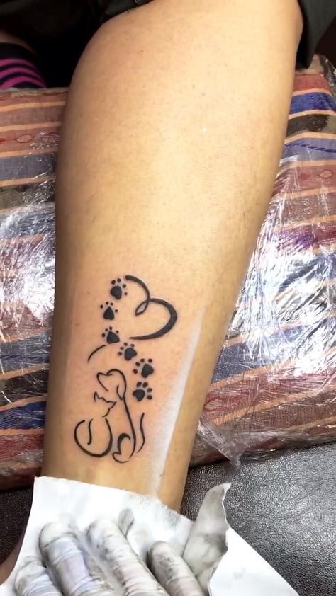 Dog Tattoo Paw, Dog Paws Tattoo, Tattoo Dog Paw, Tattoo Paw, Animal Lover Tattoo, Tattoos For Dog Lovers, Pawprint Tattoo, Dog Paw Tattoo, Colorful Hairstyles