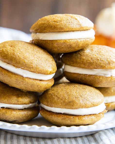 Pumpkin Cake Cookies, Crescent Roll Snacks, Orange Buttercream Frosting, Whoopie Pie Recipe, Chocolate Whoopie Pies, Pumpkin Whoopie Pies, Whoopie Pie, Like Mother Like Daughter, Pumpkin Chocolate Chip Cookies