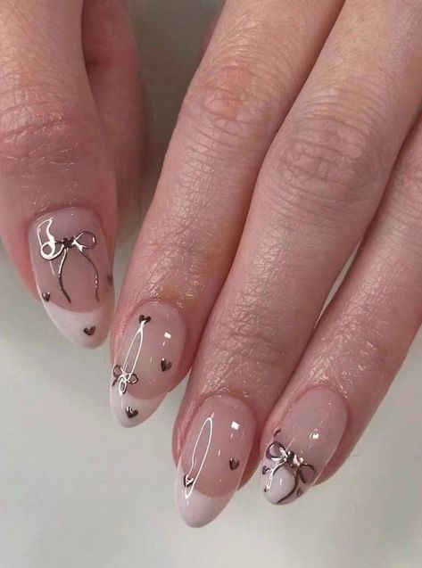 Build Up Gel Nail Designs, Nail Inspo Short Almond French Tip, Short Nails 3d Design, Nail French Tip Almond, Short Almond Press On Nails, How To French Nails, Almond Short Nails Design, Mail Art Design, Nail French Tip Designs