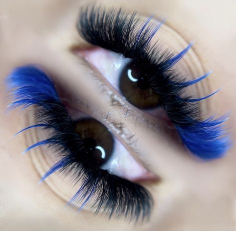 Color Eyelashes Extensions, Fun Eyelash Extensions, Mega Volume Lash Extensions With Color, Colour Eyelash Extensions, Colored Lash Extensions Ideas, Colorful Lash Extensions, Color Lashes Extensions, Hybrid Lash Extensions Styles Wispy, Coloured Eyelash Extensions