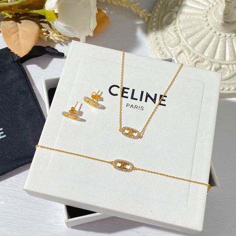 Celine Accessories Jewelry, Celine Makeup, Celine Headband, Celine Jewelry, Pink In Concert, Celine Necklace, Celine Bracelet, Celine Earrings, Delicate Gold Jewelry