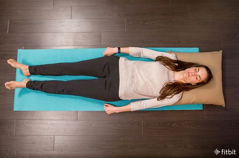 The 10-Minute Relaxation Technique for Total-Body Calm. Learn this nearly 100-year-old relaxation technique to melt away stress in minutes. Progressive Muscle Relaxation, Meditation Relaxation, Mindful Meditation, Workout Stuff, Muscle Relaxation, Massage Benefits, Meditation Mantras, Wellness Recipes, Body Hacks