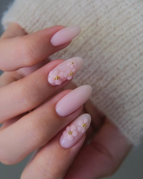 AD 3D flowers made from BIAB🌸 I’m just completely in love with this whole nail look - but it’s definitely more concept art as the flower petals are so delicate! Using @the_gelbottle_inc All in one BIAB NU05 Inspired by @pava.nail #flowernails #3dnails #nailart #pinknails #biab #nailart #detailednailart #nailtrends #summernails 3d Flowers, 3d Nails, Flower Nails, Nail Trends, Flower Petals, Wedding Nails, Pink Nails, Summer Nails, Gel Nails