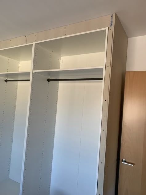 Sad PAX to beautiful built in wardrobe - IKEA Hackers Ikea Built In Wardrobes, Wardrobe Ikea, Ikea Wardrobe Hack, Ikea Pax Hack, Ikea Pax Closet, Pax Closet, Ikea Built In, Bedroom Built In Wardrobe, Ikea Wardrobe