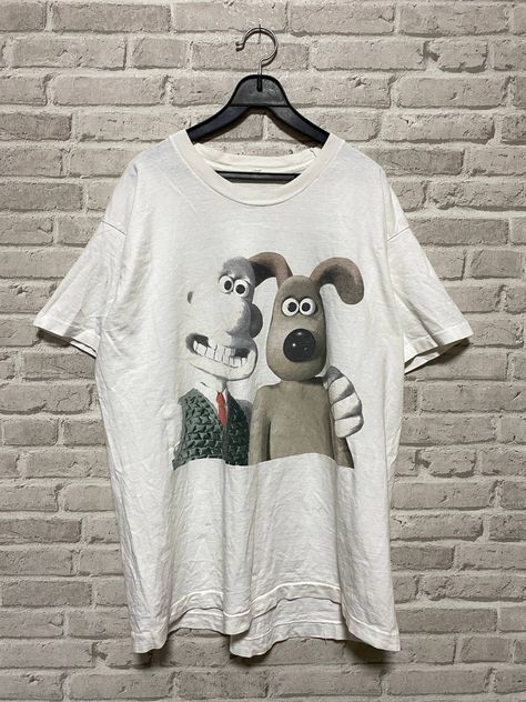 Wallace And Gromit Shirt, Wallace And Gromit, Mindy Project, Silly Shirt, The Mindy Project, Men's Tops, Vintage Tops, Vintage Men, Cool Shirts