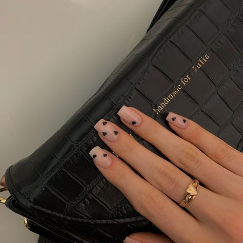 Sqaure Nails, Clear Nail Designs, Tan Nails, Black French Nails, Heart Nail Designs, Toe Nail Color, Square Nail Designs, Heart Nail Art, Short Square Nails