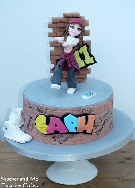 Hip Hop Birthday Cake, Skateboard Cake, Dancer Cake, Sofia Cake, Dance Cakes, Hip Hop Birthday, Teen Cakes, Hemel Hempstead, Animal Cakes