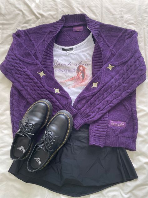 Taylor Swift Merch Styled, Speak Now Cardigan Outfit Ideas, Violet Outfit Aesthetic, Speak Now Cardigan Outfit, Speak Now Outfit Ideas, Speak Now Taylor Swift Outfits, Speak Now Eras Tour Outfits, Taylor Swift Cardigan Outfit, Purple Outfit Aesthetic