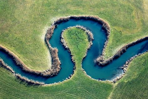 meander Nature Rose, Natural Palette, Aerial Photograph, Colossal Art, Aerial Photo, Green Baby, Birds Eye View, Green Building, Land Art