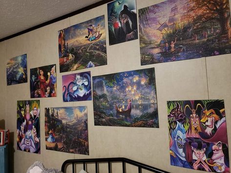 Jigsaw Puzzle Display Ideas, Puzzle Display Ideas, Puzzle Display, Puzzle Room, Watercolor Galaxy, Disney Decor, Puzzle Art, Missing Piece, Display Ideas