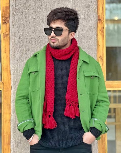 Jassie Gill Punjabi and Bollywood movie and superstar HD images and wallpaper follow me for more update Jassi Gill Hairstyle, Beige Suits Wedding, Jassie Gill, Aesthetic Photography People, Jassi Gill, Stylish Dpz, Cool Hairstyles For Men, Beard Styles For Men, Latest Wallpapers