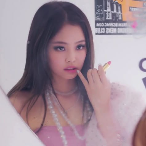 Jennie Solo, Pink Day, Malibu Barbie, Jennie Kim Blackpink, Sweetie Pie, Fantasy Aesthetic, Birthday Photoshoot, Blackpink Photos, Pink Pearl