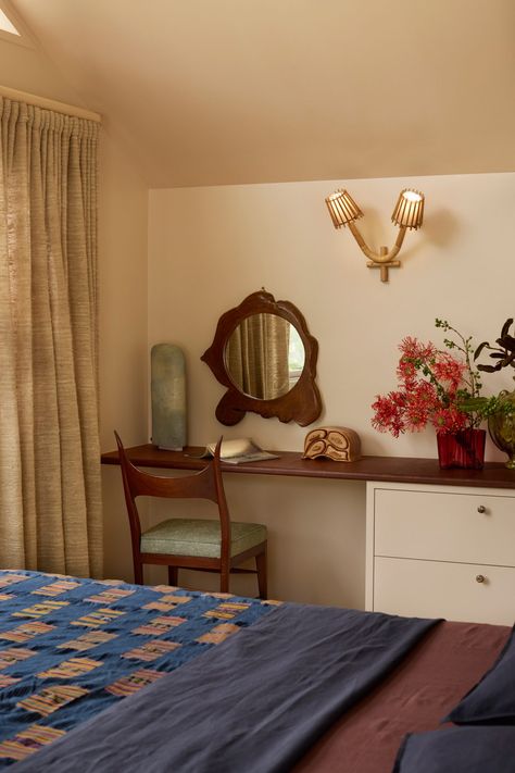 Checkered sandstone floor tiles feature in the guest bedroom downstairs. Funky Retro Bedroom, Seaside Home, Timber Slats, Modern Folk, Italian Decor, Italian Dining, Terracotta Tiles, Elegant Bathroom, Australian Homes