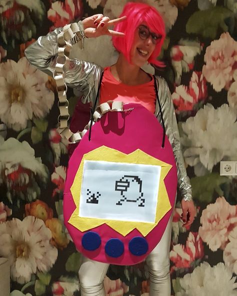 Tamagotchi 90s party outfit 90s Theme Party Outfit, 90s Party Outfit, 90s Theme Party, 90s Theme, 90s Party, 90s Toys, Theme Party, Party Outfit, Ronald Mcdonald