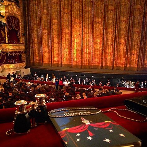 Dating Bucket List, Dream Dates, Bolshoi Theatre, A Night At The Opera, Bolshoi Ballet, Romantic Adventures, Honeymoon Ideas, Ballerina Dancing, Winter Break