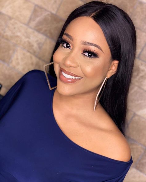 Uche Montana Husband. Uche Nwaefuna, a well-known actress, influencer, and internet personality from Nigeria, was born on May 8, 1994. She was born and raised in Lagos, where she also finished school and began working. Uche Nwaefuna has starred in a number of motion pictures, including “Made in Heaven,” a movie that has been popular […] The post Uche Montana Husband appeared first on Xorlali.com. Ryan Reynolds Shirtless, Parents Images, Sisters Images, Mercy Johnson, Fake Life, City People, Men's Day, Motion Pictures, Show Video