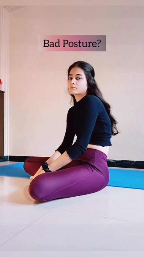 Say goodbye to hunching! @spiritualspy showcases just a few yoga poses that can make a big difference in your posture.  Remember: Keep your spine straight and breathe deeply throughout each pose.  #yogalife #posturecorrection #yogaforbeginners #selfcare #healthylifestyle #workoutfromhome #downwardfacingdog #catcowpose #mountainpose #backpainrelief #wellness Posture Workout, Better Posture Exercises, Quick Yoga, Yoga Facts, Morning Yoga Routine, Body Gym Workout, Basic Workout, Daily Yoga Workout, Posture Exercises