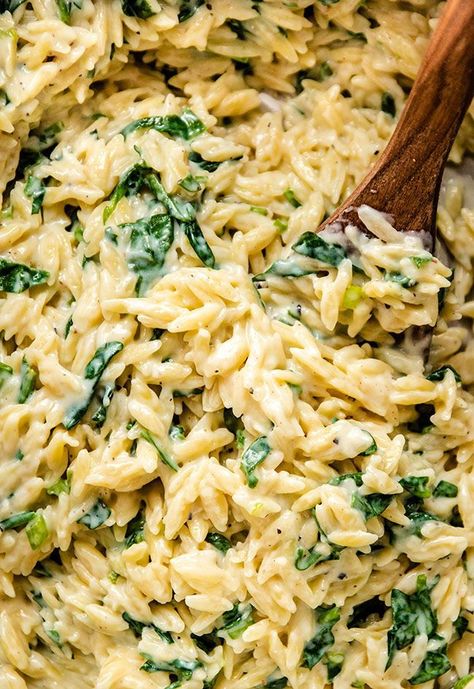 Orzo Recipes Side, Lemon Spinach, Spinach Orzo, Orzo Pasta Recipes, Parmesan Spinach, Side Dishes For Salmon, Lemon Orzo, Side Dishes For Chicken, Pasta Side Dishes