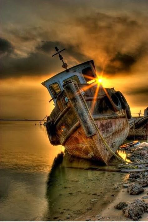 'Old Ship' ~ © Hussain M. Albeloushi Abandoned Ships, Ghost Ship, Image Nature, Old Boats, Airbrush Art, Tall Ships, Jolie Photo, Abandoned Buildings, Shipwreck