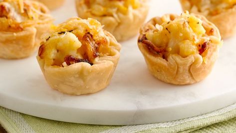 Cheesy Cauliflower Tartlets Recipe - Pillsbury.com Bacon Appetizer Recipes, Prosciutto Bites, Classic Pavlova Recipe, Crunchy Noodle Salad, Bacon Appetizer, Best Cauliflower Recipe, Recipes Pastry, Pastry Cups, Bacon Cauliflower