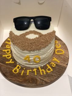 Funny Man Birthday Cake, Mens 30th Bday Cake, Diy 40th Birthday Cake For Men, Cake For 33 Year Old Man, Cake Decorating Birthday Men, Dads Cakes Birthday Ideas, Guys Bday Cake, Cake Designs For Dads Birthday, 44 Birthday Cake For Men