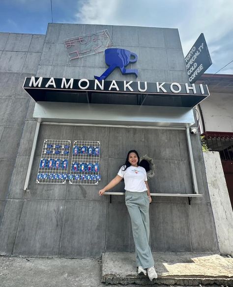 Mamonaku Kohi, a Japanese-inspired café in Quezon City, Philippines, has become an internet sensation due to its unique service style. Offering what’s aptly called a Hole in the Wall experience, the coffee shop features a simple facade with minimal openings, as a rugged hole in a concrete wall becomes the protagonist of its exterior. Through this hole, staff hand customers their chosen beverages. This unconventional setup has captivated social media, drawing millions of views as people share ... Hole In The Wall Cafe, Hole In Wall, Media Drawing, Hole In The Wall, Quezon City, Concrete Wall, Paint Party, The Wall, Philippines