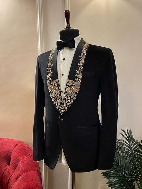 Mens Suit With Embroidery, Bandgala For Men Embroidery, Embroidery Blazer Men, Mens Wedding Attire Indian, Embroidery Suits Design Men, Indian Groom Wear Wedding, Best Wedding Suits For Men, Black Tuxedo Suit, Best Wedding Suits