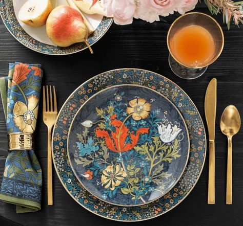 Williams Sonoma’s "Bridgerton" Collection Has Captured the Ton's Attention—and We Need Everything Rings Stand, College Kitchen, Mixed Salad, Tyler Florence, William Sonoma, Beautiful Tablescapes, Table Setting Inspiration, William Morris Designs, Kids Pottery