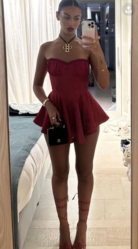 Red Satin Mini Dress Outfit, Birthday Night Out Outfit, Short Red Dress Outfit, Short Black Dress Outfit, Red Graduation Dress, Dress Shorts Outfit, Playsuits Outfit, Dr Wardrobe, Long Summer Dresses Maxi