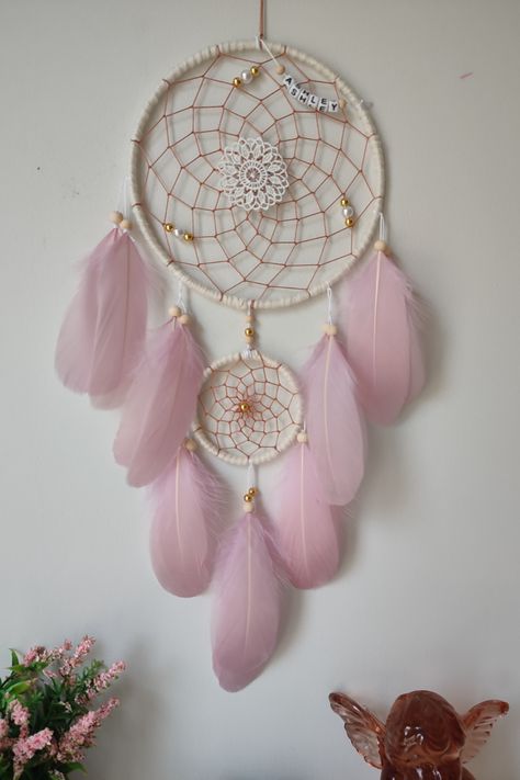 White light pink dream catcher boho dreamcatcher gold, boho wall hanging girls room decor. Each our dream catcher is filled with the energy of love and art, we create them with only good thoughts and fill them with positive energy. This beautiful dream catcher is the perfect eye-catching piece you need for your home. Baby Room Boho, Girls Bedroom Wall Decor, Pink Dream Catcher, Pink Dreamcatcher, Big Dream Catchers, Boho Baby Room, Dream Catcher Nursery, Rose Nursery, Beautiful Dream Catchers