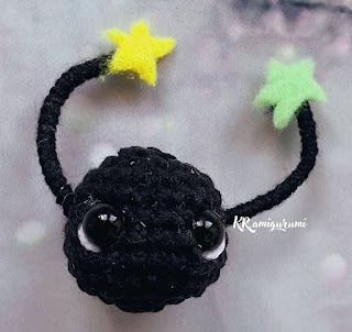 PATRONES AMIGURUMI GRATIS: PATRON GRATIS SUSUWATARI AMIGURUMI 49236 Ravelry, Crochet Necklace, Amigurumi, Novelty Christmas, Internet, Christmas Ornaments, Holiday Decor, Knitting, Crochet