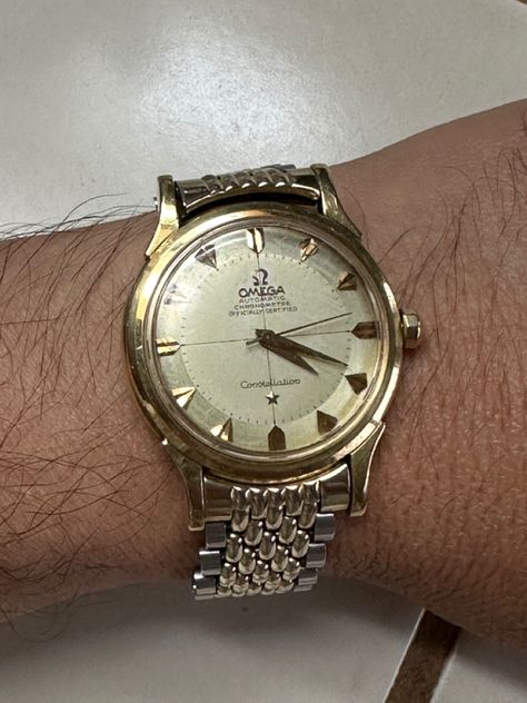 This Omega Constellation Pie Pan watch comes with beads of rice bracelet. Omega Constellation, Pie Pan, Vintage Watches, Gold Watch, Constellations, Solid Gold, Pie, Rice, Bracelet