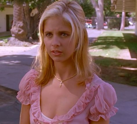 Buffy Quotes, Buffy Outfits, Buffy Style, The Barbie Movie, Buffy Angel, Buffy Summers, Sarah Michelle Gellar, Barbie Movie, The Early 2000s