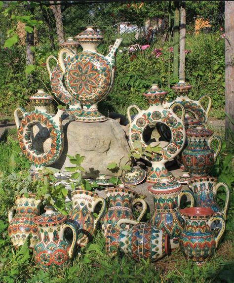 Ceramic, Kosiv, W Ukraine, from Iryna Ukrainian Pottery, Slavic Art, Cultural Crafts, Ukrainian Style, Ukrainian Culture, Traditional Ceramics, Ukrainian Art, Art Traditional, Traditional Modern