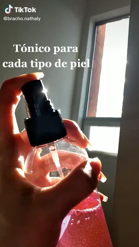 Piel sin manchas con ingredientes naturales #SinImperfecciones #Belleza #PielPerfecta #PielSana Facial Tips, Face Care Tips, Cosmetica Natural, Beauty Tips For Glowing Skin, Clear Skin Tips, Beauty Care Routine, Makeup Tutorial Video, Mascara Facial, روتين العناية بالبشرة