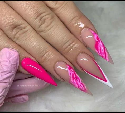 Pink Nail Art Designs, Stiletto Nail Art, Stiletto Nails Designs, Pink Nail Art, French Nail Designs, Classy Acrylic Nails, Acrylic Nails Coffin Pink, Striped Nails, Nail Art Ideas