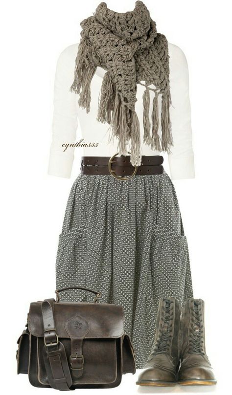 Country boho Sweden Street, Boho Work Outfit, Chic Winter Outfits, Grey Skirt, Winter Boho, Mode Casual, Happy Days, Winter Mode, 가을 패션