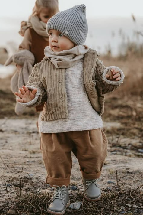 Beanie Outfit, Baby Fits, Kids Wardrobe, Baby Style, Baby Boy Fashion, Stylish Kids, Baby Outfit, Kids Style, Boy Clothes