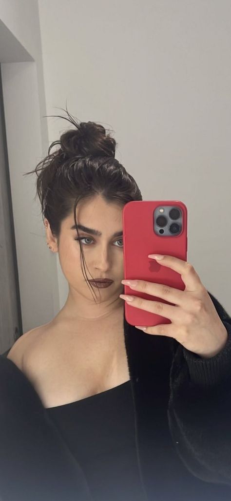 Lauren Jauregui Fifth Harmony Lauren Jauregui, Fifth Harmony Lauren, Goddess Aesthetic, Camila And Lauren, Lauren Jauregui, Fifth Harmony, Girl Crush, Role Models, Fangirl