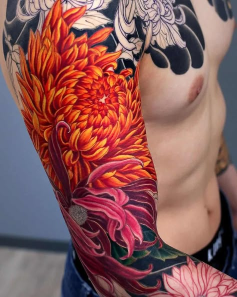 Whale Tattoo, Japanese Flower Tattoo, Bright Tattoos, Peony Colors, Chrysanthemum Tattoo, Spider Mums, Bull Tattoos, Japan Tattoo Design, Irezumi Tattoos