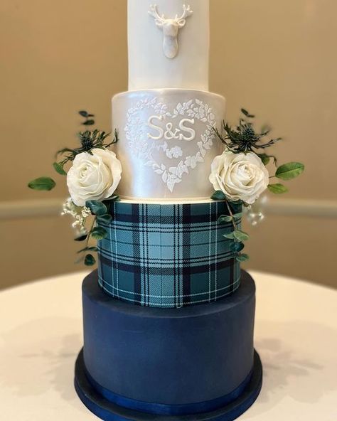 Wedding Cakes Aberdeenshire on Instagram: "🧡Stacey & Shaun🧡 Maryculter House Hotel 17.7.22 When Stacey and Shaun came to meet me for their consultation and we chatted about ideas for their cake to say I was excited about it was an understatement. I adore white classic style wedding cakes but this one is def a firm favourite of mine. The navy tier and the tartan tier all tied in beautifully with the tartan Shaun wore and the decor at the venue. The cake was finished off decor wise with my favou Scottish New Year, Scottish Wedding Cakes, Classic Style Wedding, Tartan Wedding, Different Types Of Cakes, Wedding Cake Fresh Flowers, About Ideas, Scottish Fashion, Themed Wedding Cakes