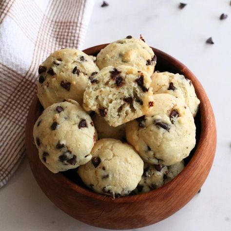 Mini Sourdough Muffins (copycat Little Bites) Copycat Little Bites, Muffins Made With Honey, Little Bites Muffins, Sourdough Focaccia Recipe, Sourdough Muffins, Pumpkin Granola, Easy Bar Recipes, Oatmeal Cream Pies, Granola Recipe Bars