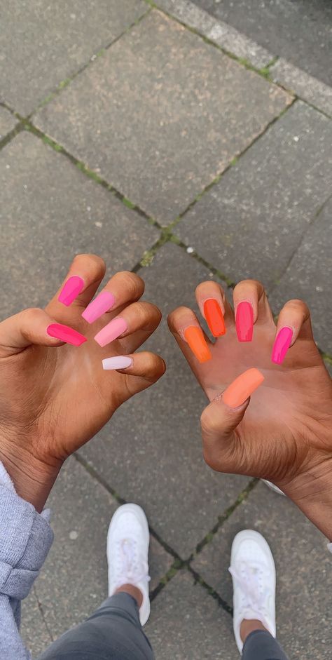 Nails Colourful, Nails Acrylic Designs, Nails Festival, Colourful Acrylic Nails, Nail Salon And Spa, Ten Nails, Gel Nail Colors, Summer Acrylic Nails, Festival Nails